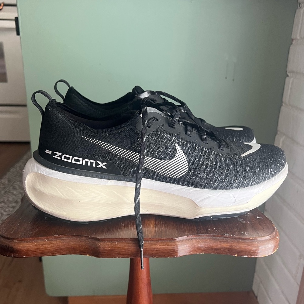 Nike Invincible 03 Zoom X Flyknit shoe size 11 women’s